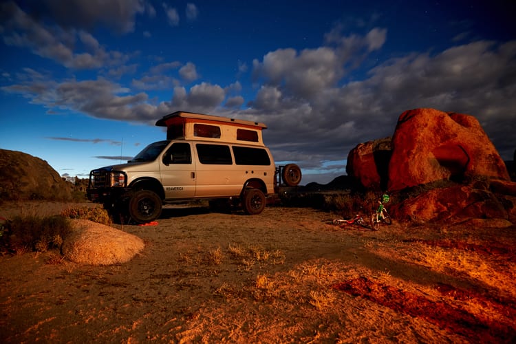 4wd Ford Econoline in the desert